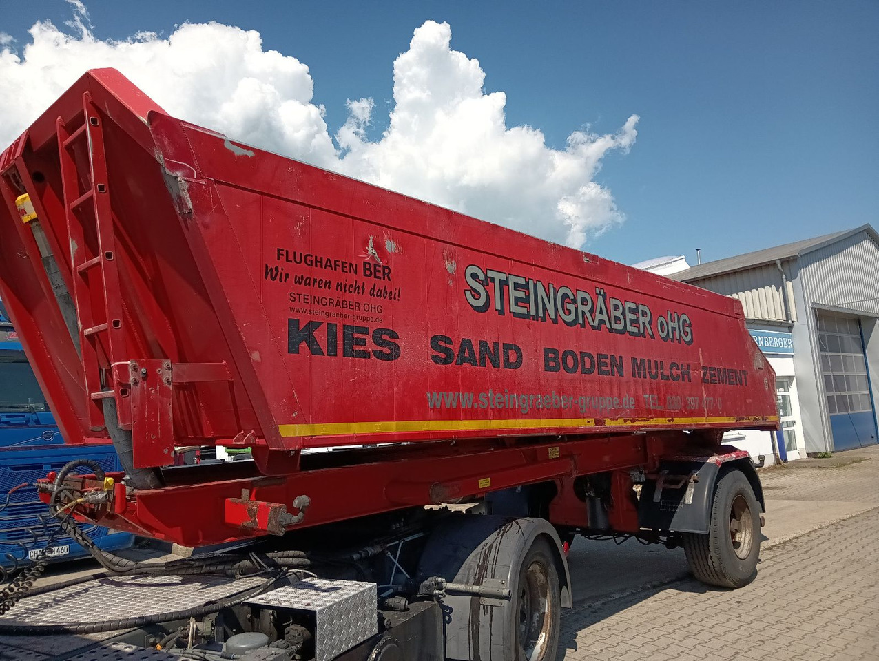 PRIMETZHOFER 1-A Lenksattel AluKippmu 4,25t 17m3 - Félpótkocsi billenőplatós: 5 kép. PRIMETZHOFER 1-A Lenksattel AluKippmu 4,25t 17m3 - Félpótkocsi billenőplatós: 5 kép.