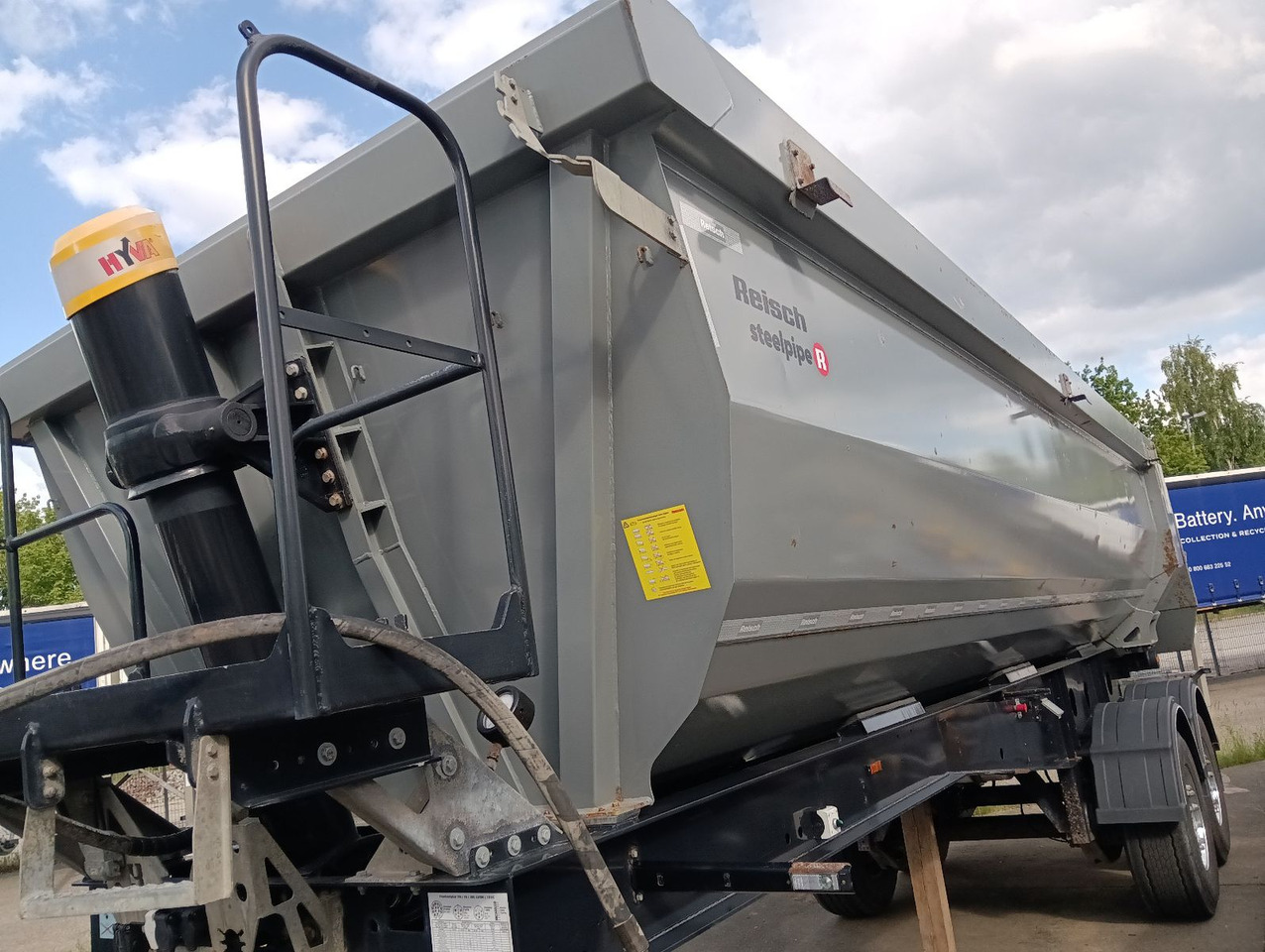 Reisch RHKS-2-SR07 25m3 2-A HARDOX ALCOA FullOption5,3t - Félpótkocsi billenőplatós: 3 kép. Reisch RHKS-2-SR07 25m3 2-A HARDOX ALCOA FullOption5,3t - Félpótkocsi billenőplatós: 3 kép.