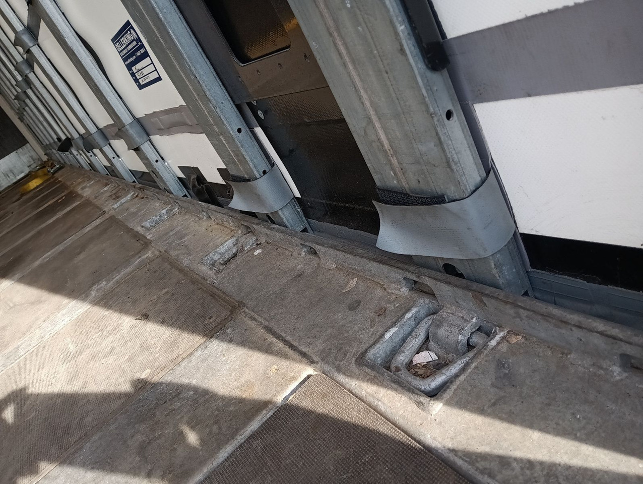 Új Ponyvás felépítmény Wecon 4x Duke WPR715 SG RAPIDO  Bodenstaufach verzinkt: 15 kép.