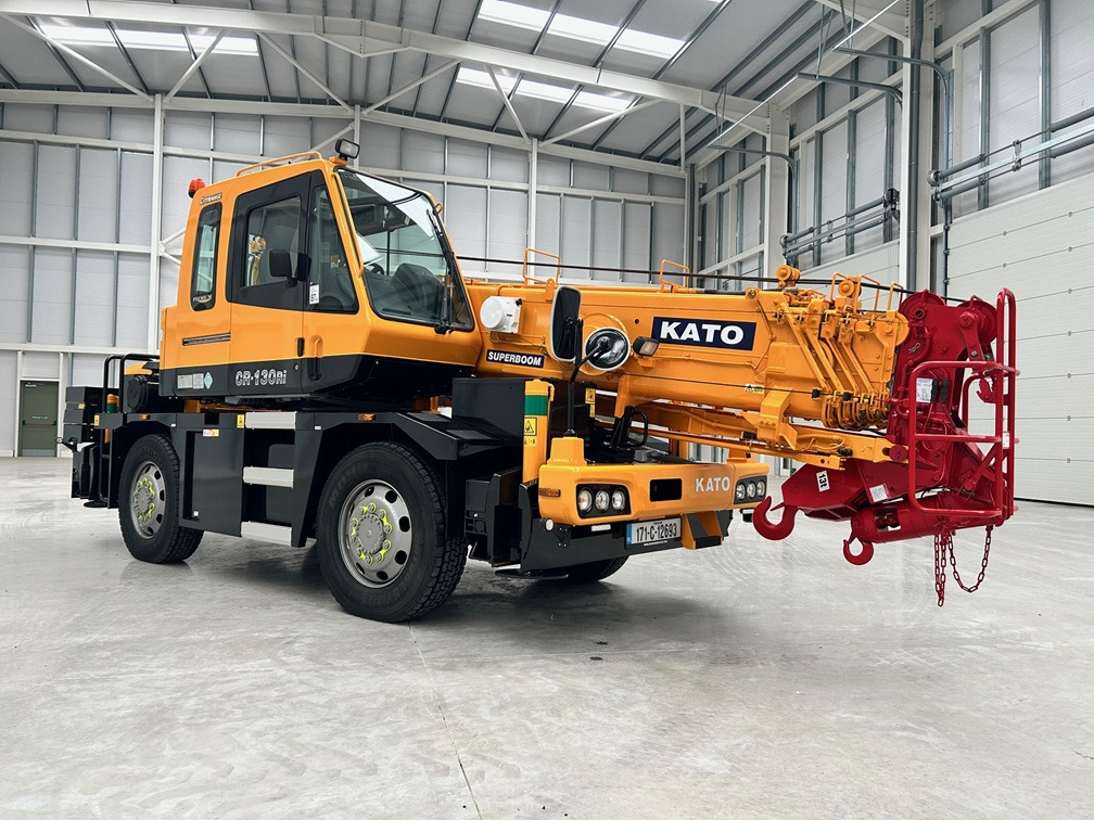 KATO CR-130Ri - 13 Ton City Crane with Only 8,563 miles from New !! - Autódaru: 2 kép. KATO CR-130Ri - 13 Ton City Crane with Only 8,563 miles from New !! - Autódaru: 2 kép.