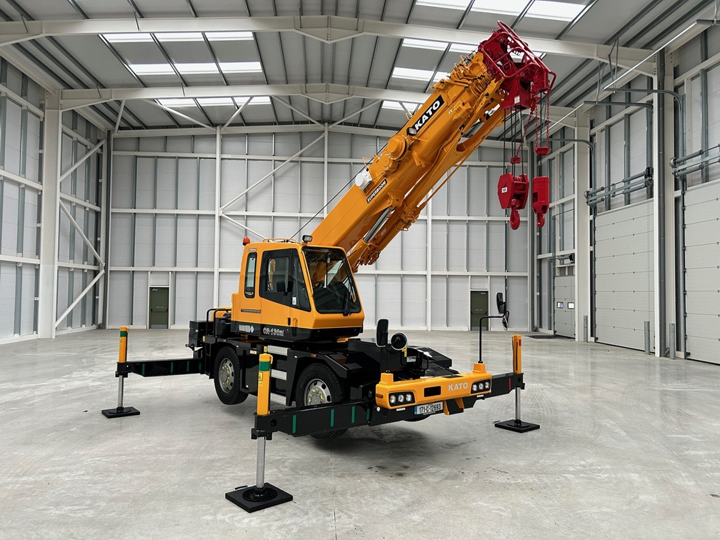 KATO CR-130Ri - 13 Ton City Crane with Only 8,563 miles from New !! - Autódaru: 1 kép. KATO CR-130Ri - 13 Ton City Crane with Only 8,563 miles from New !! - Autódaru: 1 kép.
