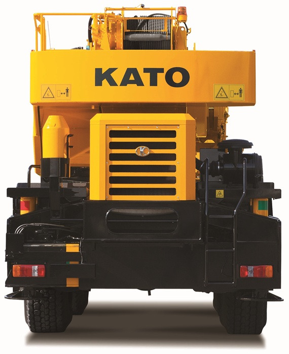 KATO SR-500L - 51 Ton Rough Terrain Crane - Terepjáró mobil daru: 4 kép. KATO SR-500L - 51 Ton Rough Terrain Crane - Terepjáró mobil daru: 4 kép.