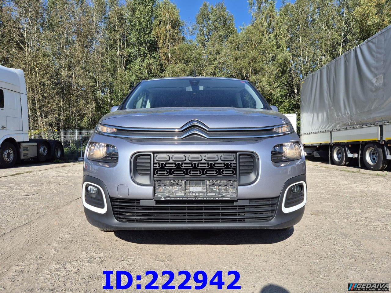 CITROEN Berlingo - Autó: 2 kép. CITROEN Berlingo - Autó: 2 kép.