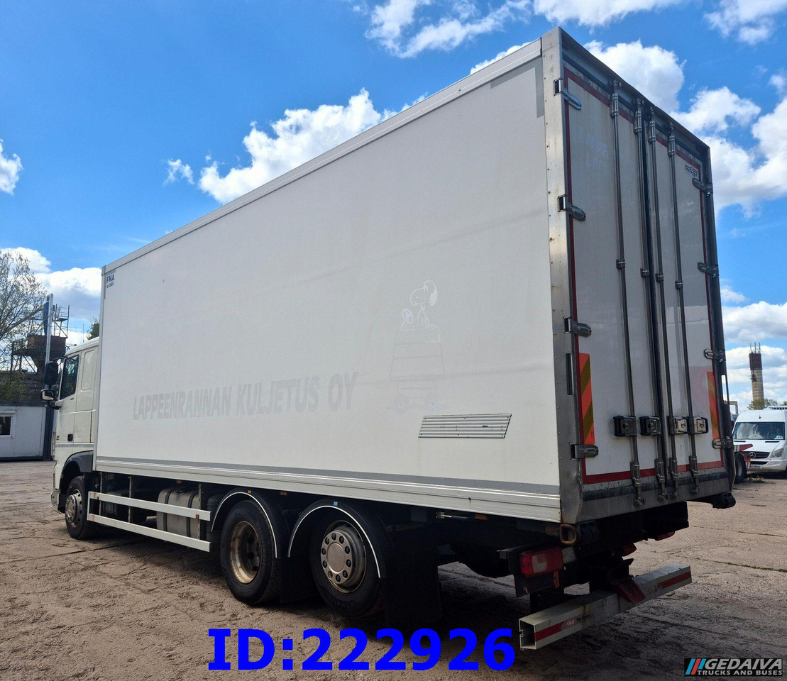 DAF XF 106 440 FAR 6x2 Euro6 - Hőszigetelt teherautó: 5 kép. DAF XF 106 440 FAR 6x2 Euro6 - Hőszigetelt teherautó: 5 kép.