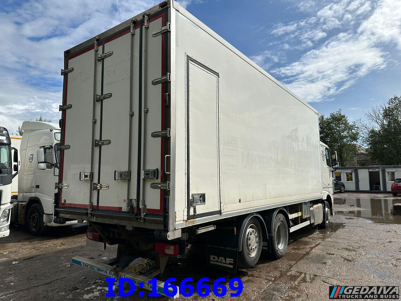 DAF XF 106.460 FAR 6X2 Euro6 - Hűtős teherautó: 5 kép. DAF XF 106.460 FAR 6X2 Euro6 - Hűtős teherautó: 5 kép.