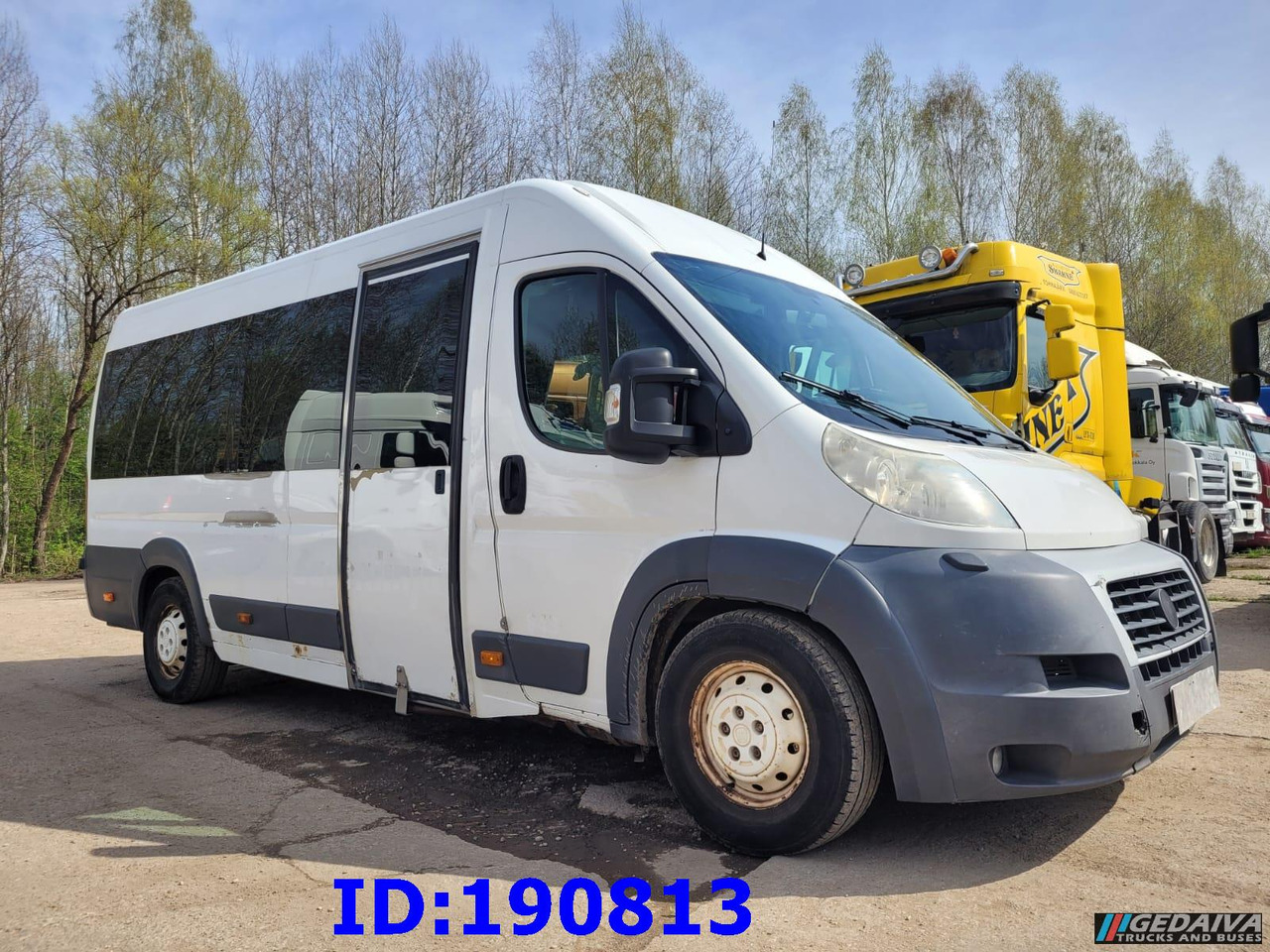 FIAT Ducato - VIP - 17 Seater - Távolsági busz: 4 kép. FIAT Ducato - VIP - 17 Seater - Távolsági busz: 4 kép.