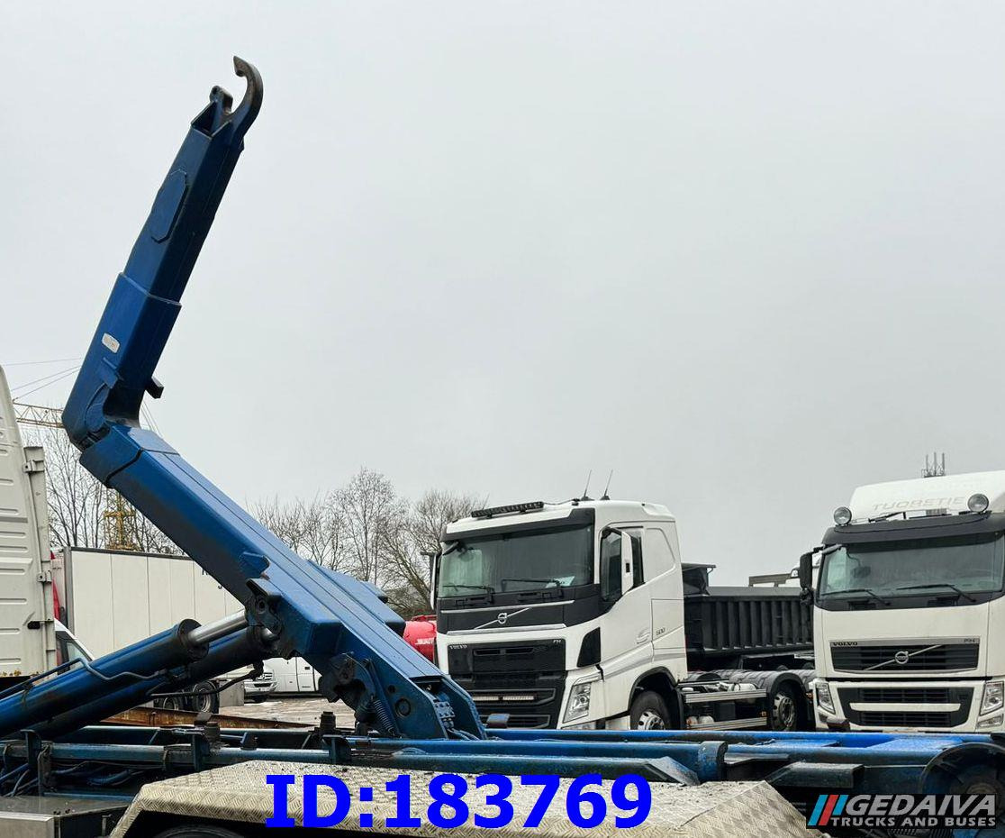 HIAB Multilift LHS26156 - Emelőhorgos/ Konténerszállító rendszer: 1 kép. HIAB Multilift LHS26156 - Emelőhorgos/ Konténerszállító rendszer: 1 kép.
