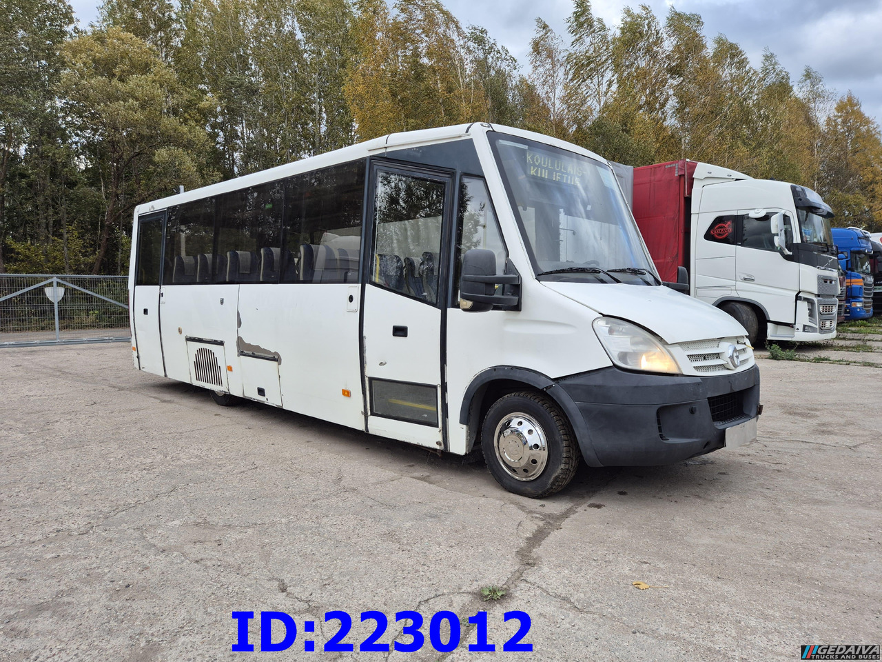 IVECO Daily 50C18 - 23-seater - Távolsági busz: 4 kép. IVECO Daily 50C18 - 23-seater - Távolsági busz: 4 kép.