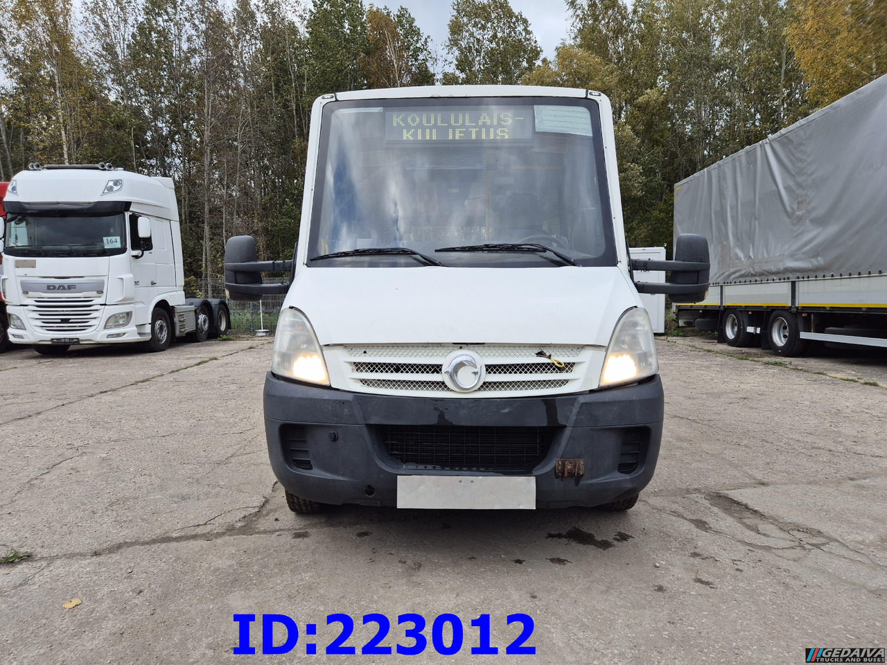 IVECO Daily 50C18 - 23-seater - Távolsági busz: 2 kép. IVECO Daily 50C18 - 23-seater - Távolsági busz: 2 kép.