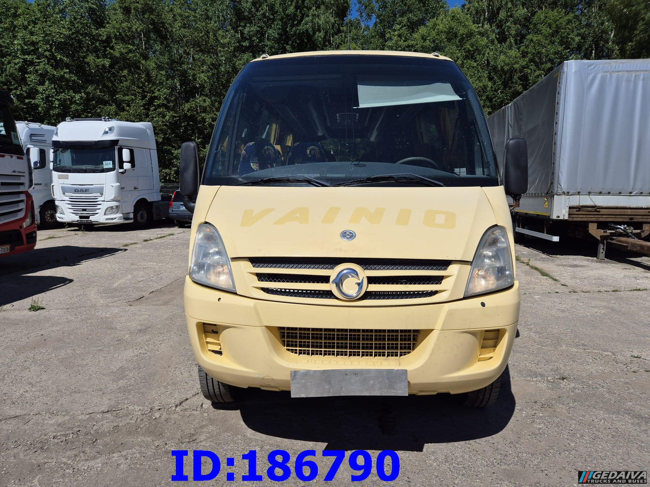 IVECO Wing Daily Tourys 25-seater - Távolsági busz: 2 kép. IVECO Wing Daily Tourys 25-seater - Távolsági busz: 2 kép.