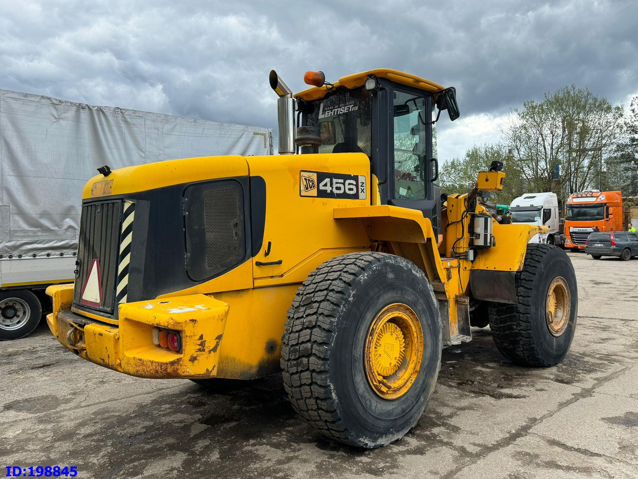 JCB 456 ZX 4x4 / 330 - Gumikerekes homlokrakodó: 5 kép. JCB 456 ZX 4x4 / 330 - Gumikerekes homlokrakodó: 5 kép.