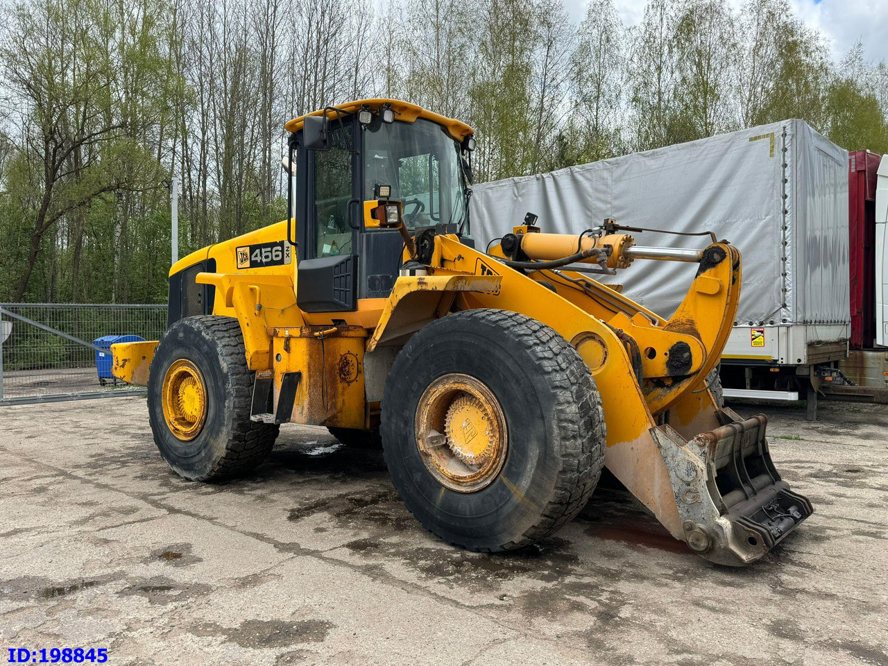 JCB 456 ZX 4x4 / 330 - Gumikerekes homlokrakodó: 1 kép. JCB 456 ZX 4x4 / 330 - Gumikerekes homlokrakodó: 1 kép.