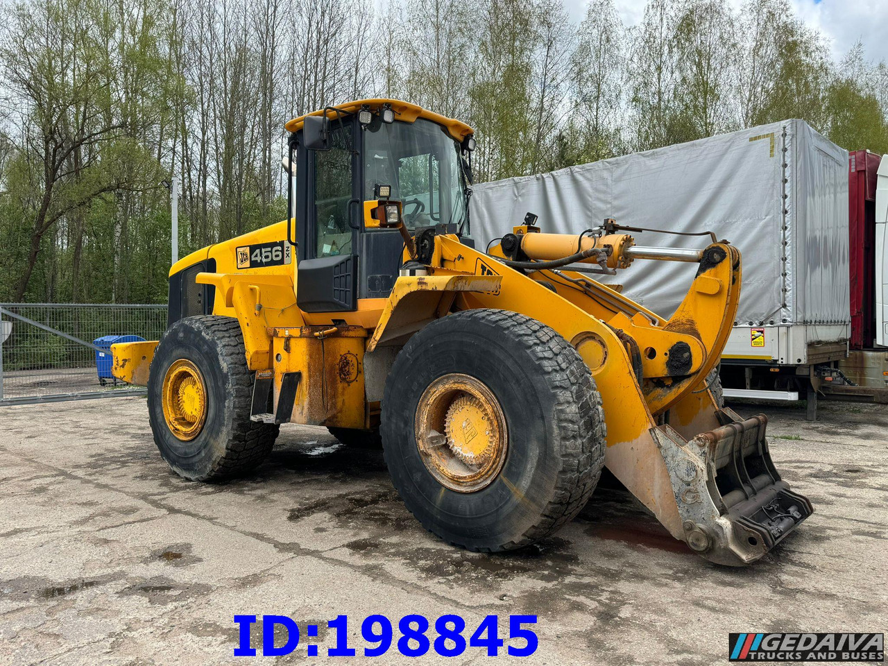 JCB 456 ZX 4x4 / 330 - Gumikerekes homlokrakodó: 1 kép. JCB 456 ZX 4x4 / 330 - Gumikerekes homlokrakodó: 1 kép.