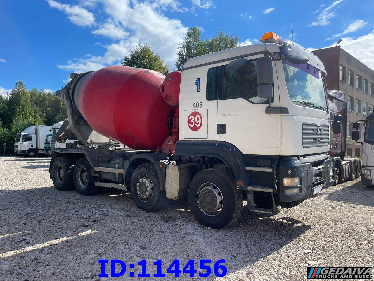 MAN TGA 35.480 8X4 8m3 Manual - Betonmixer: 2 kép. MAN TGA 35.480 8X4 8m3 Manual - Betonmixer: 2 kép.