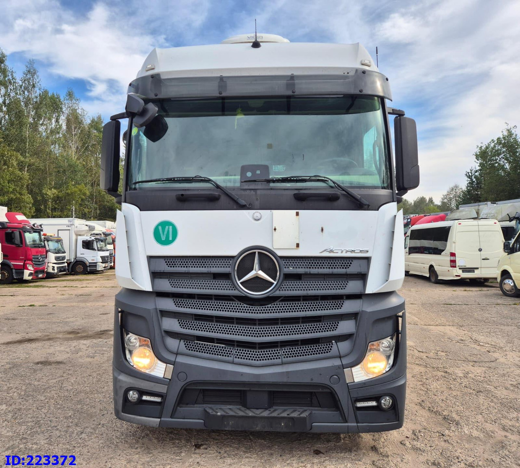 MERCEDES-BENZ Actros 2542 6x2 Euro6 + Wielton trailer - Ponyvás teherautó: 2 kép. MERCEDES-BENZ Actros 2542 6x2 Euro6 + Wielton trailer - Ponyvás teherautó: 2 kép.