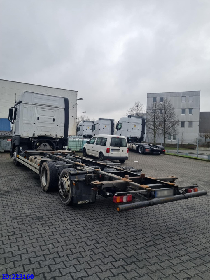 MERCEDES-BENZ Actros 2542 BDF Euro6 - Alvaz teherautó: 5 kép. MERCEDES-BENZ Actros 2542 BDF Euro6 - Alvaz teherautó: 5 kép.