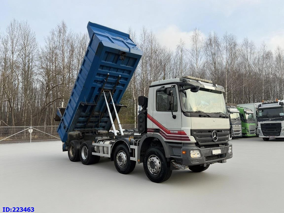 MERCEDES-BENZ Actros 3241 8x4 TOP CONDITION - Billenőplatós teherautó: 4 kép. MERCEDES-BENZ Actros 3241 8x4 TOP CONDITION - Billenőplatós teherautó: 4 kép.