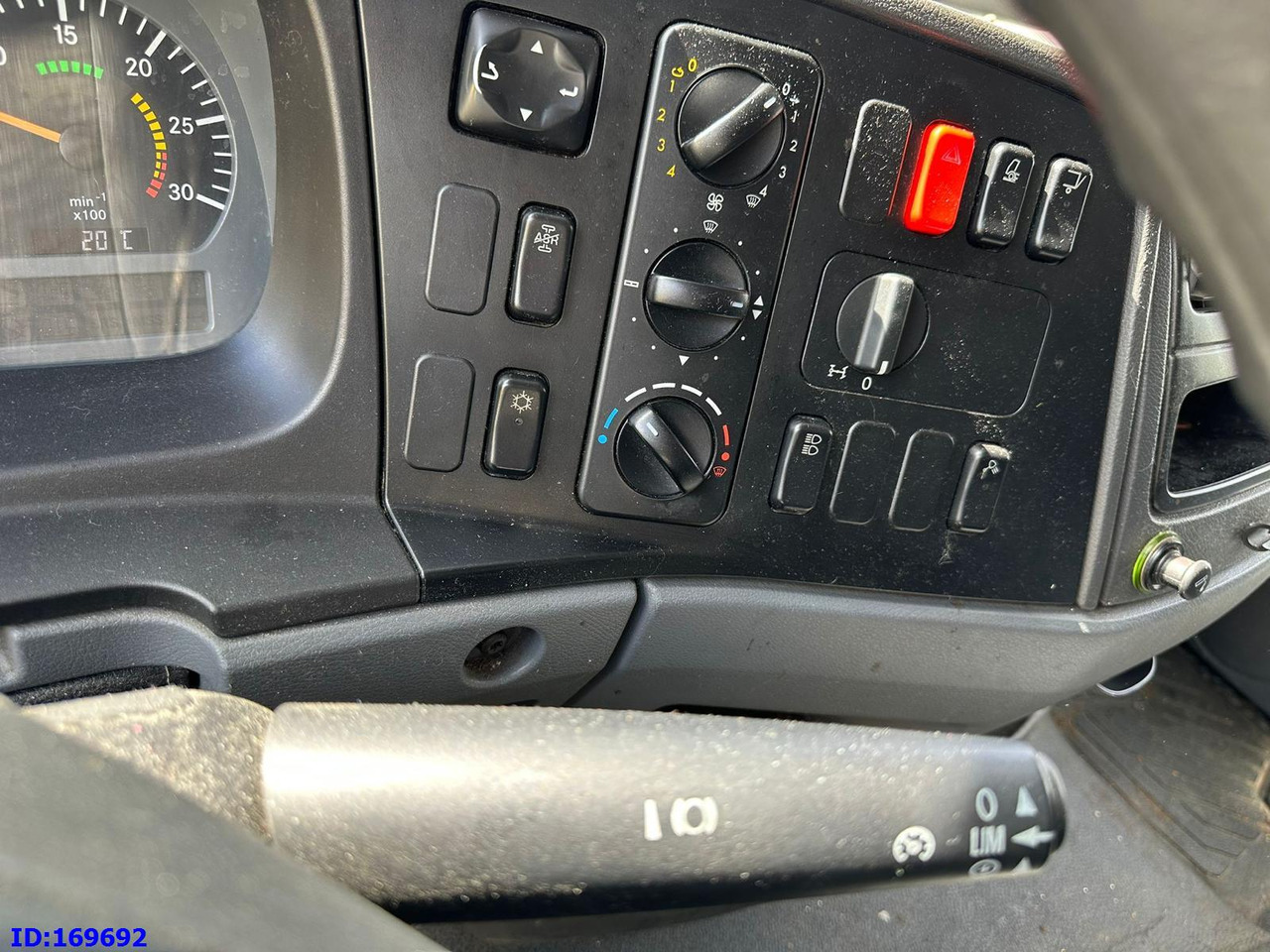Hűtős teherautó MERCEDES-BENZ Atego 1218 - Euro5: 20 kép.