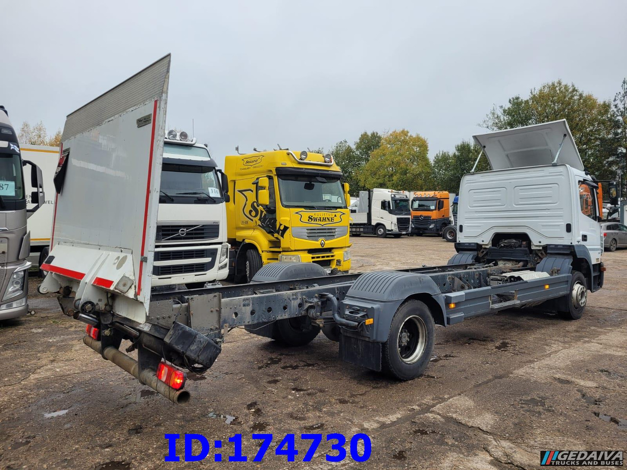 MERCEDES-BENZ Atego 1218 - Euro6 - Manual - Full Steel - Alvaz teherautó: 5 kép. MERCEDES-BENZ Atego 1218 - Euro6 - Manual - Full Steel - Alvaz teherautó: 5 kép.