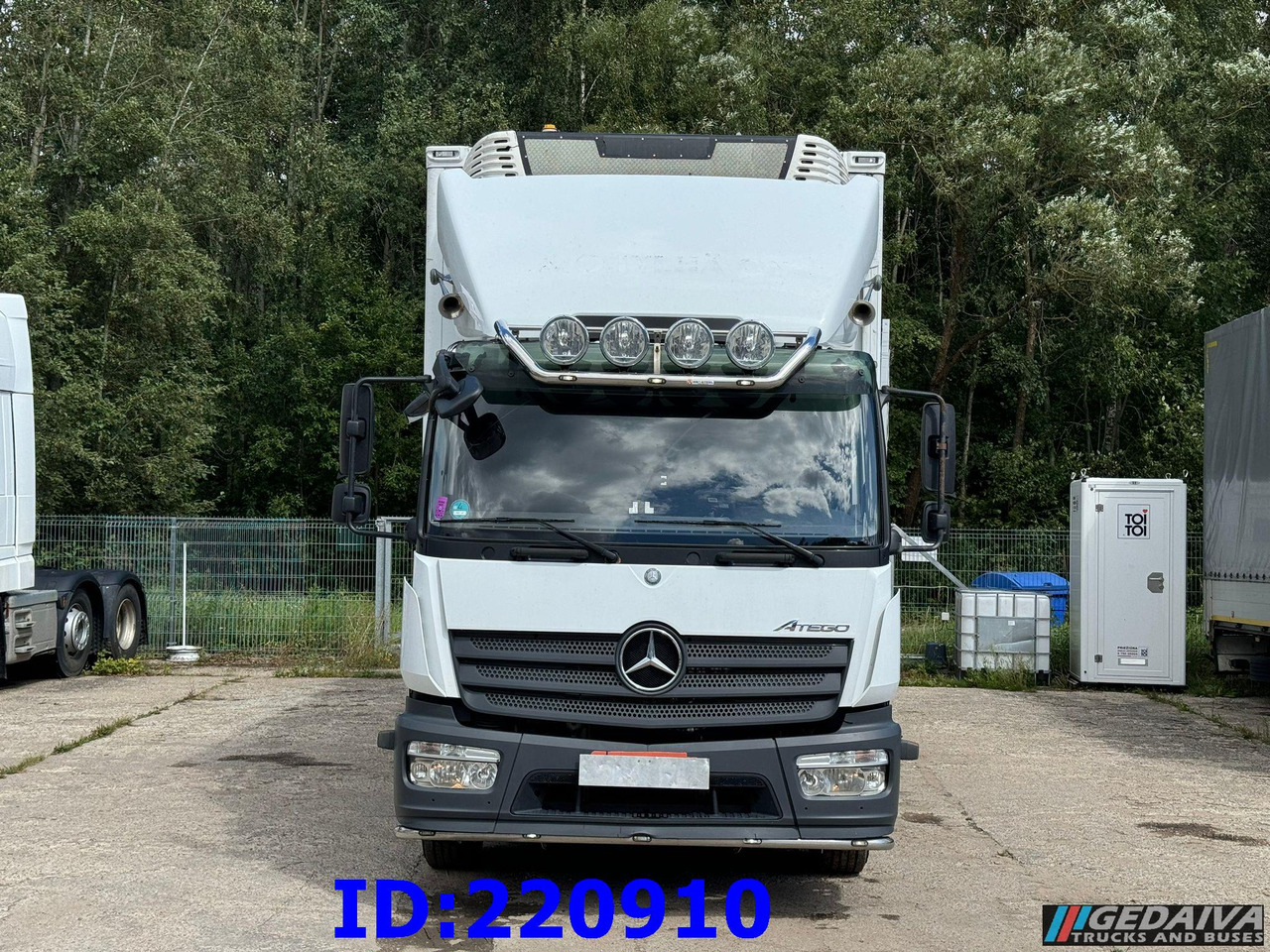 MERCEDES-BENZ Atego 1223 Euro6 - Hűtős teherautó: 2 kép. MERCEDES-BENZ Atego 1223 Euro6 - Hűtős teherautó: 2 kép.
