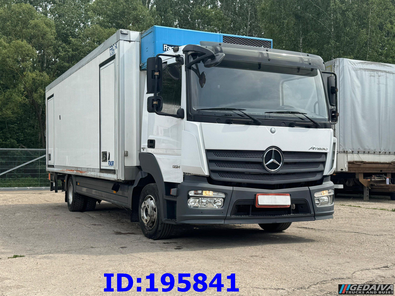 MERCEDES-BENZ Atego 1224 Euro6 - Hűtős teherautó: 4 kép. MERCEDES-BENZ Atego 1224 Euro6 - Hűtős teherautó: 4 kép.