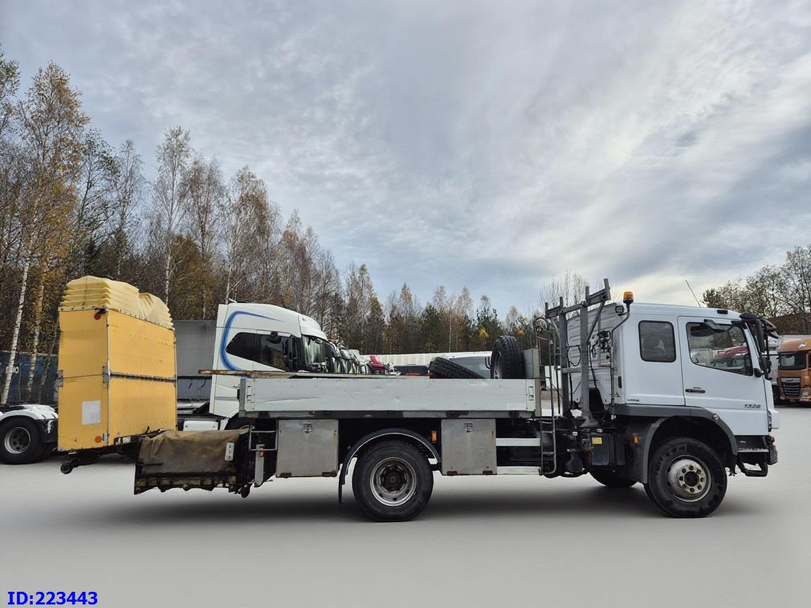 MERCEDES-BENZ Atego 1326 4×4 - Platós teherautó: 5 kép. MERCEDES-BENZ Atego 1326 4×4 - Platós teherautó: 5 kép.