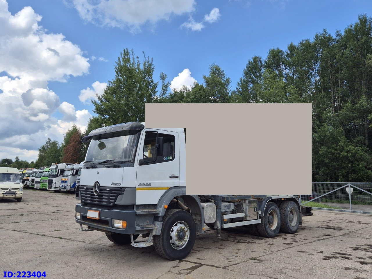 MERCEDES-BENZ Atego 2628 6x4 Full steel - Alvaz teherautó: 1 kép. MERCEDES-BENZ Atego 2628 6x4 Full steel - Alvaz teherautó: 1 kép.