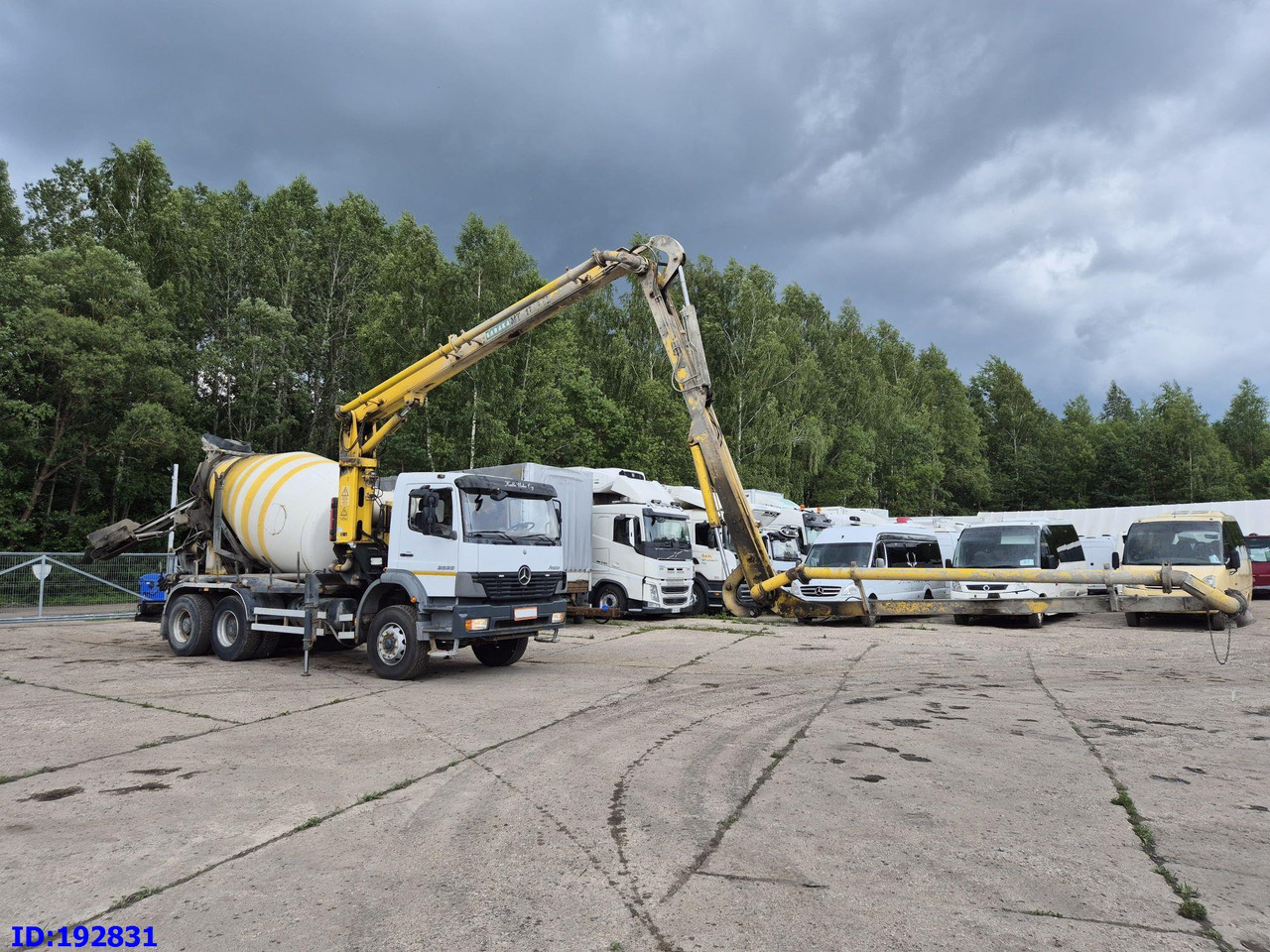 MERCEDES-BENZ Atego 2628 6x4 Schwing 17m 9m3 - Betonpumpa: 1 kép. MERCEDES-BENZ Atego 2628 6x4 Schwing 17m 9m3 - Betonpumpa: 1 kép.