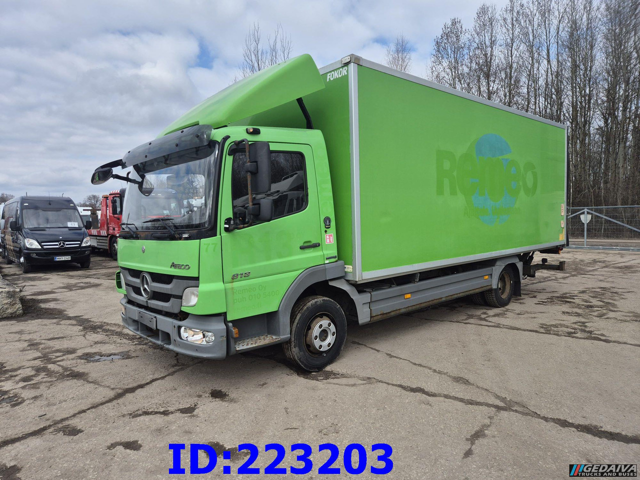 MERCEDES-BENZ Atego 818 4x2 Euro5 Manual - Dobozos felépítményű teherautó: 1 kép. MERCEDES-BENZ Atego 818 4x2 Euro5 Manual - Dobozos felépítményű teherautó: 1 kép.