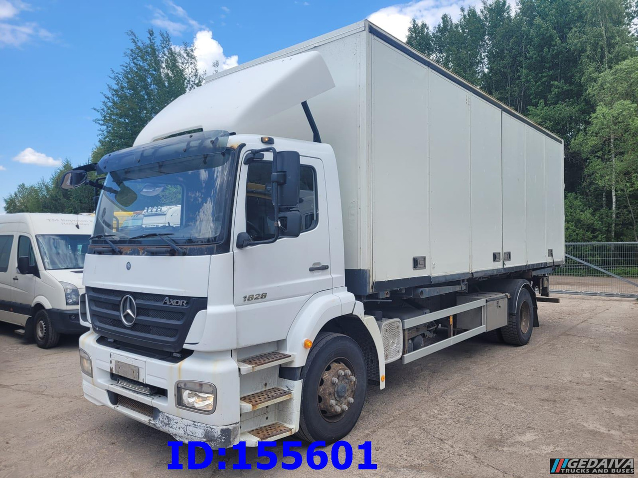 MERCEDES-BENZ Axor 1828 Manual - Hőszigetelt teherautó: 1 kép. MERCEDES-BENZ Axor 1828 Manual - Hőszigetelt teherautó: 1 kép.