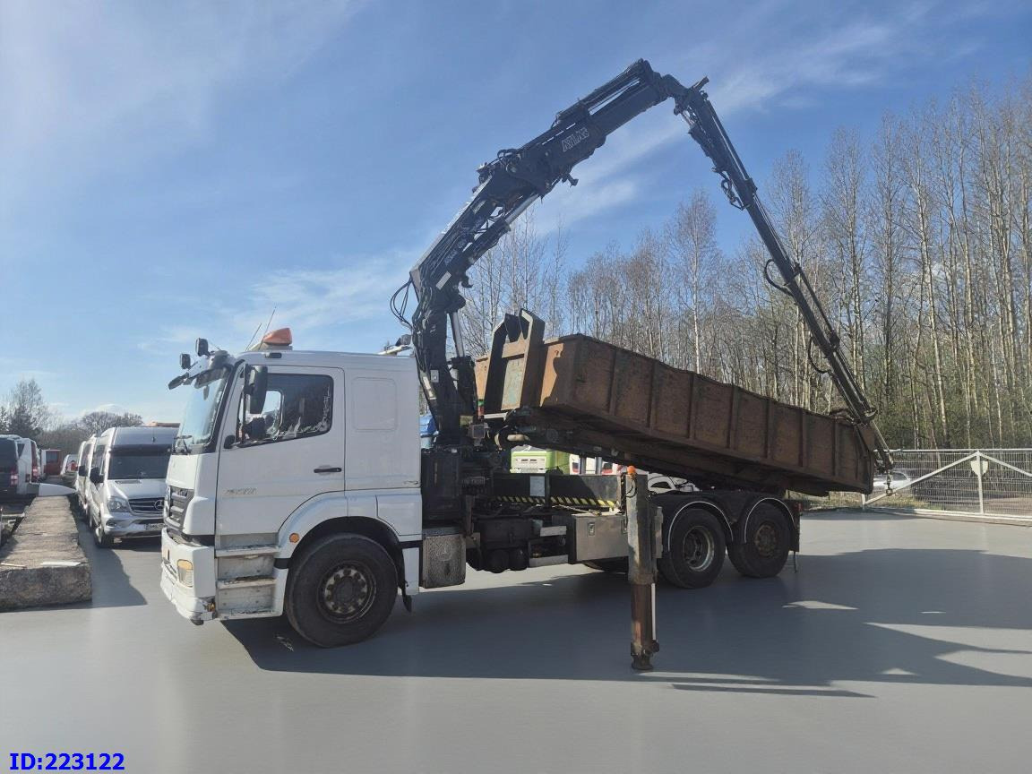 MERCEDES-BENZ Axor 2533 6x2 + Atlas 332.3E Crane - Billenőplatós teherautó: 1 kép. MERCEDES-BENZ Axor 2533 6x2 + Atlas 332.3E Crane - Billenőplatós teherautó: 1 kép.