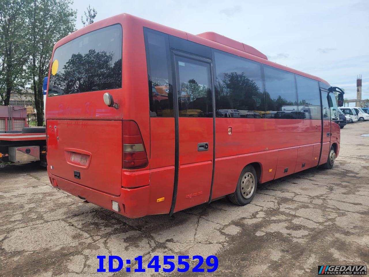 MERCEDES-BENZ Medio 26 Seat - Távolsági busz: 5 kép. MERCEDES-BENZ Medio 26 Seat - Távolsági busz: 5 kép.