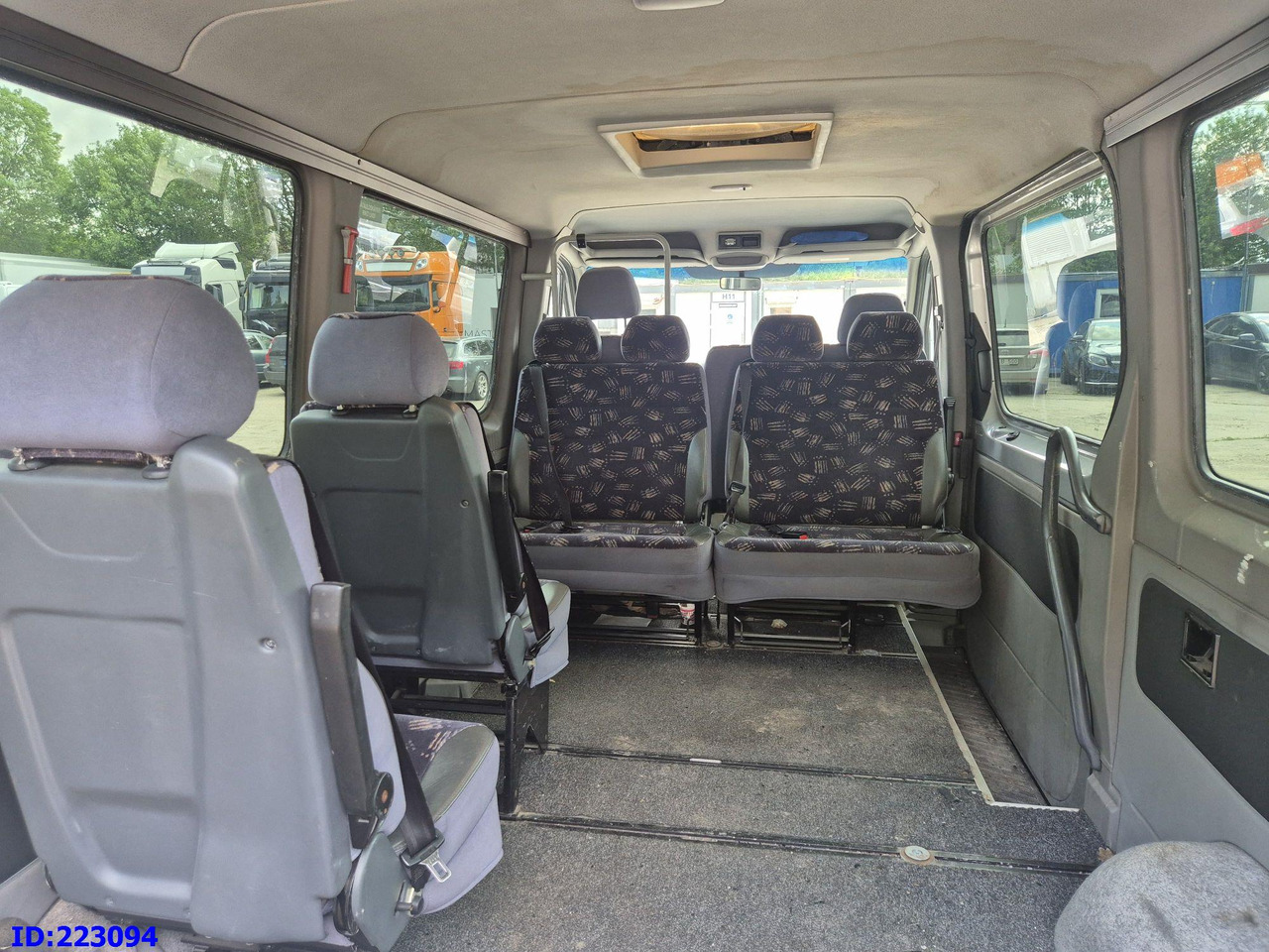Távolsági busz MERCEDES-BENZ Sprinter 315 Prostyle: 13 kép.