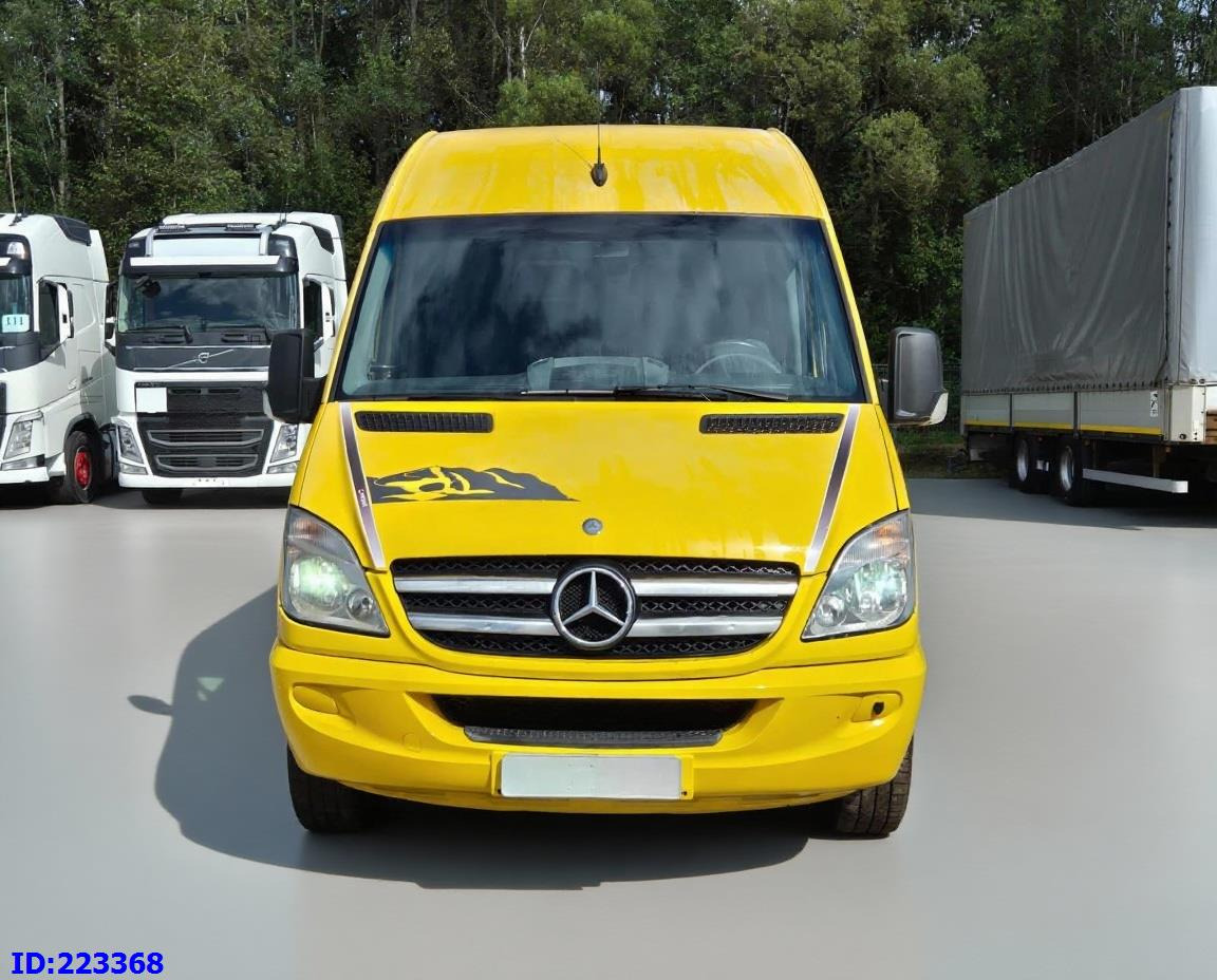 MERCEDES-BENZ Sprinter 316 - 15 Place - Euro5 (Engine defect) - Minibusz, Kisbusz: 2 kép. MERCEDES-BENZ Sprinter 316 - 15 Place - Euro5 (Engine defect) - Minibusz, Kisbusz: 2 kép.