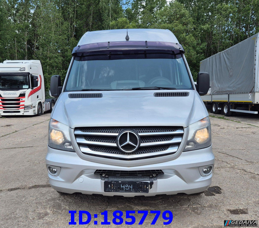 MERCEDES-BENZ Sprinter 316 - VIP - Avestark - Távolsági busz: 2 kép. MERCEDES-BENZ Sprinter 316 - VIP - Avestark - Távolsági busz: 2 kép.