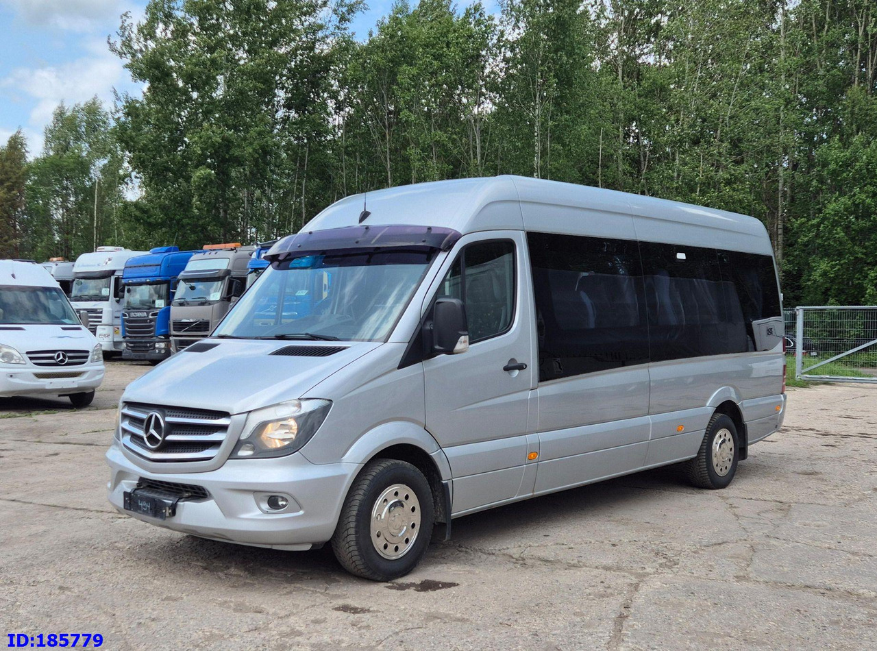 MERCEDES-BENZ Sprinter 316 - VIP - Avestark - Távolsági busz: 1 kép. MERCEDES-BENZ Sprinter 316 - VIP - Avestark - Távolsági busz: 1 kép.