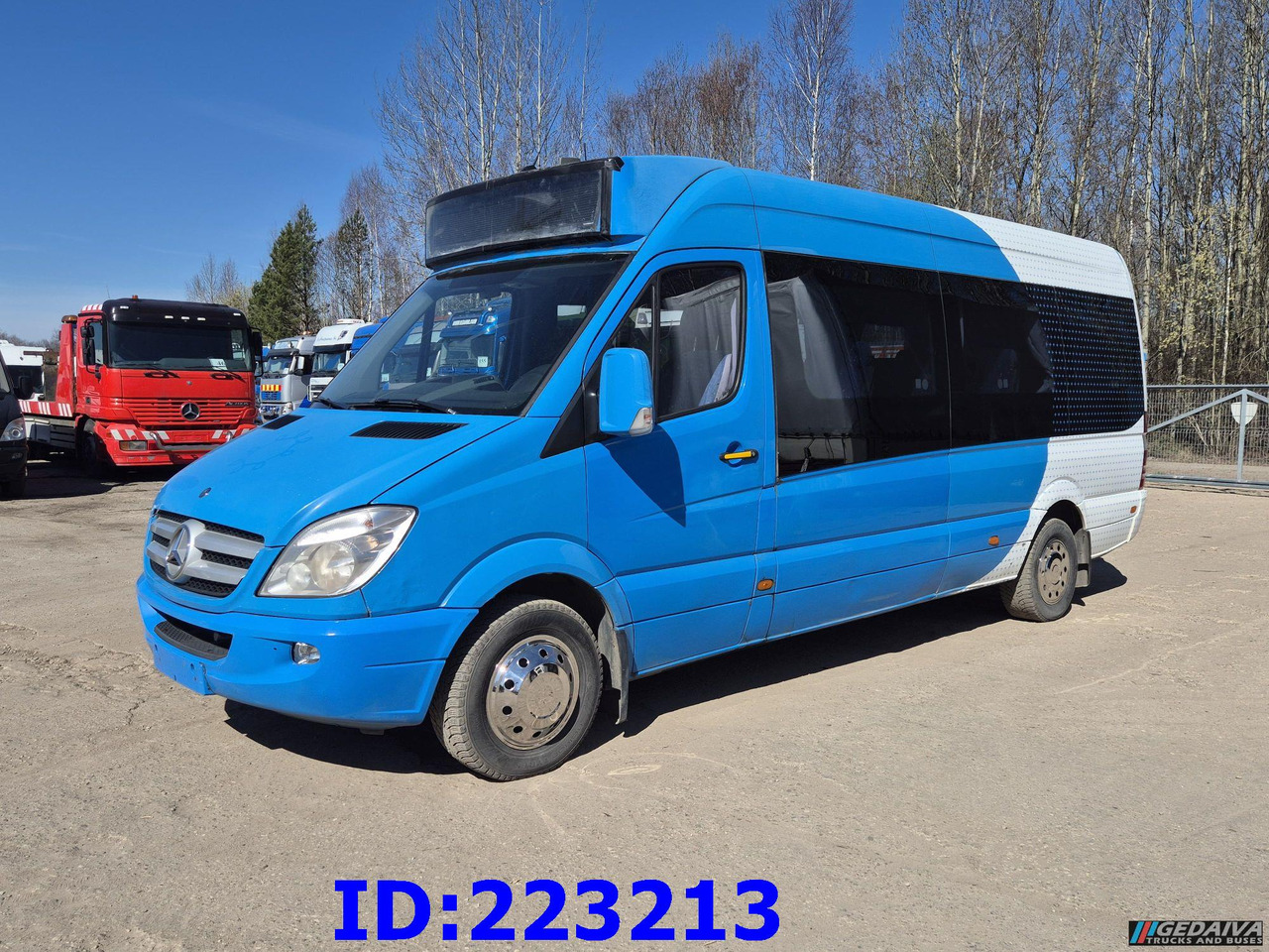 MERCEDES-BENZ Sprinter 316 VIP Euro5 - Távolsági busz: 1 kép. MERCEDES-BENZ Sprinter 316 VIP Euro5 - Távolsági busz: 1 kép.