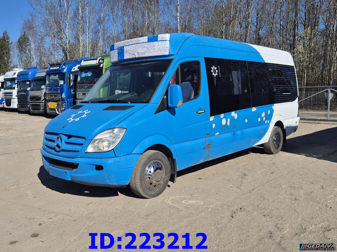 MERCEDES-BENZ Sprinter 316 VIP Euro5 - Távolsági busz: 4 kép. MERCEDES-BENZ Sprinter 316 VIP Euro5 - Távolsági busz: 4 kép.