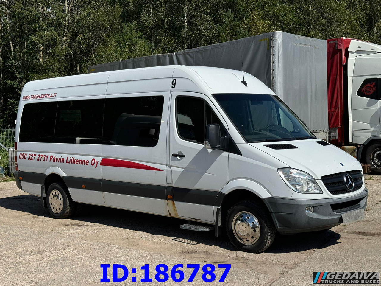 MERCEDES-BENZ Sprinter 516 - 17-seater - Euro5 - Távolsági busz: 4 kép. MERCEDES-BENZ Sprinter 516 - 17-seater - Euro5 - Távolsági busz: 4 kép.