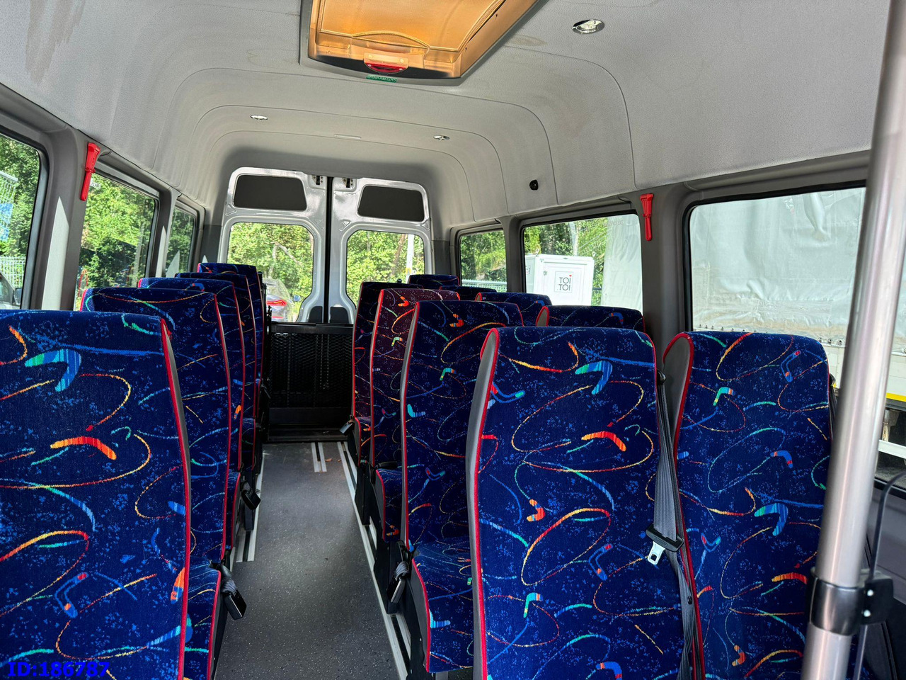 Távolsági busz MERCEDES-BENZ Sprinter 516 - 17-seater - Euro5: 13 kép.