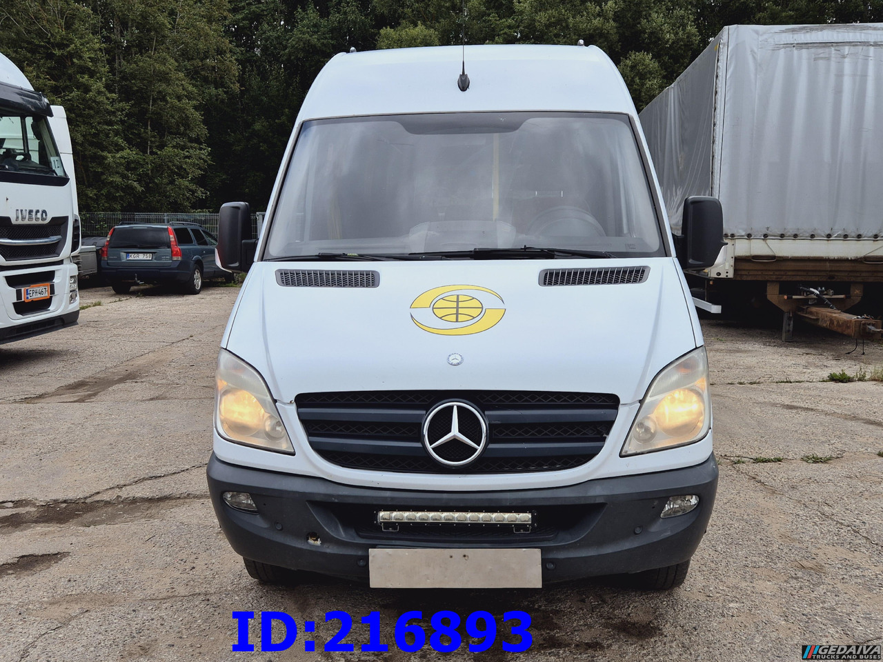 MERCEDES-BENZ Sprinter 516 - Euro5 - 23-seater - Távolsági busz: 2 kép. MERCEDES-BENZ Sprinter 516 - Euro5 - 23-seater - Távolsági busz: 2 kép.