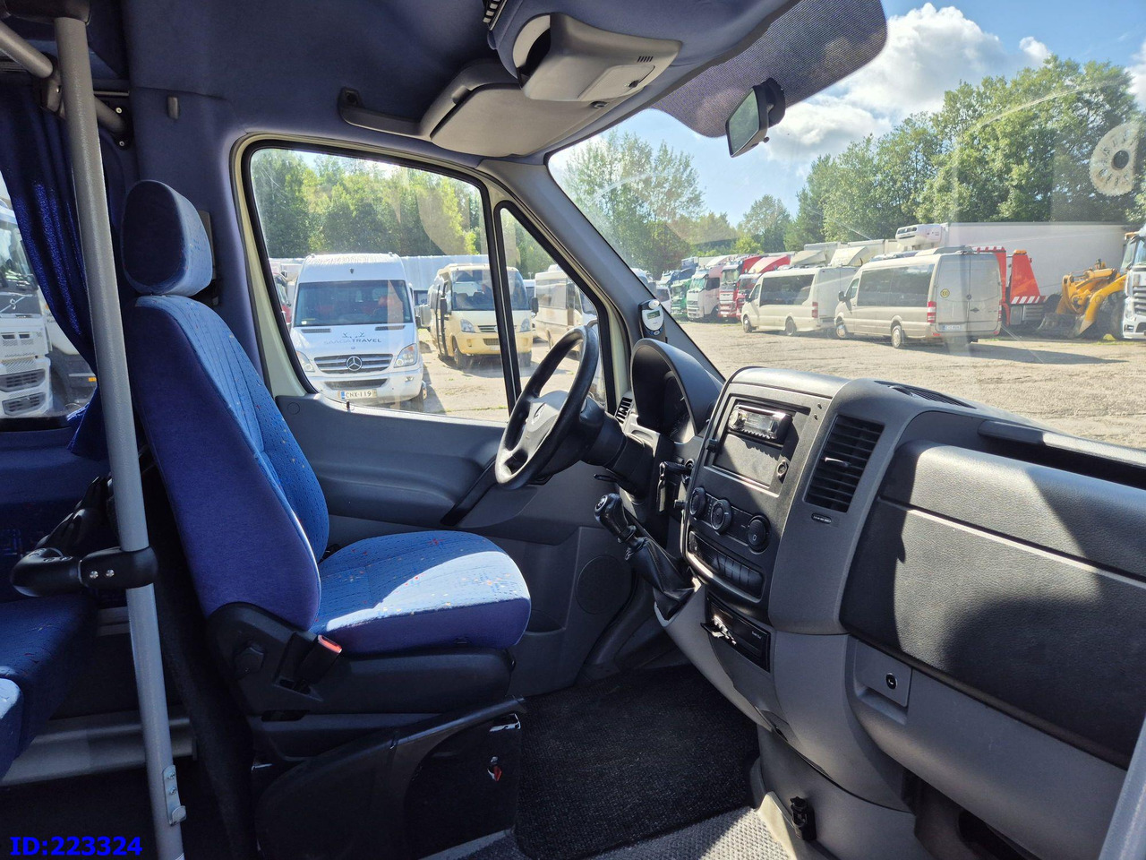 Távolsági busz MERCEDES-BENZ Sprinter 516 XXL 20 place Euro6: 18 kép.