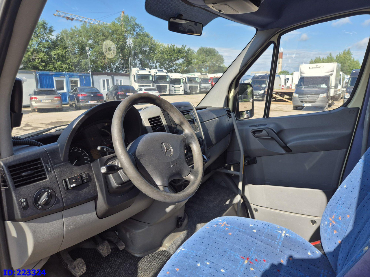 Távolsági busz MERCEDES-BENZ Sprinter 516 XXL 20 place Euro6: 12 kép.
