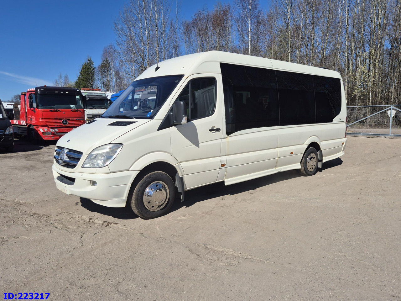 MERCEDES-BENZ Sprinter 518 VIP Prostyle 17-Place (Motor defekt) - Távolsági busz: 1 kép. MERCEDES-BENZ Sprinter 518 VIP Prostyle 17-Place (Motor defekt) - Távolsági busz: 1 kép.