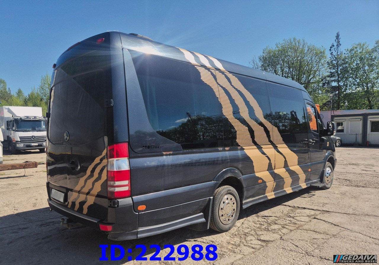 MERCEDES-BENZ Sprinter 519 VIP - 17 Seater - Távolsági busz: 5 kép. MERCEDES-BENZ Sprinter 519 VIP - 17 Seater - Távolsági busz: 5 kép.