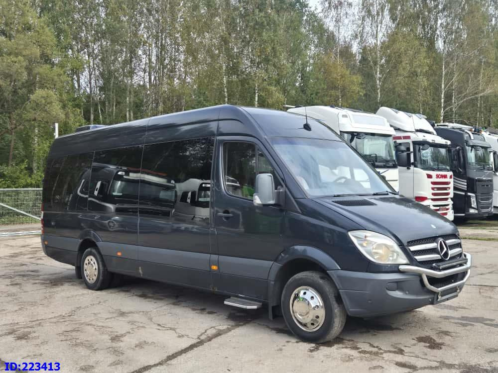 MERCEDES-BENZ Sprinter 519 VIP - 20 Seater - Euro 5 - Távolsági busz: 4 kép. MERCEDES-BENZ Sprinter 519 VIP - 20 Seater - Euro 5 - Távolsági busz: 4 kép.