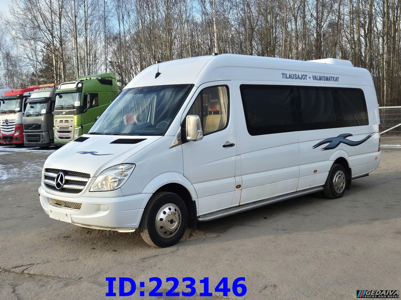 MERCEDES-BENZ Sprinter 519 VIP - 21Place -Euro 5 - Távolsági busz: 1 kép. MERCEDES-BENZ Sprinter 519 VIP - 21Place -Euro 5 - Távolsági busz: 1 kép.