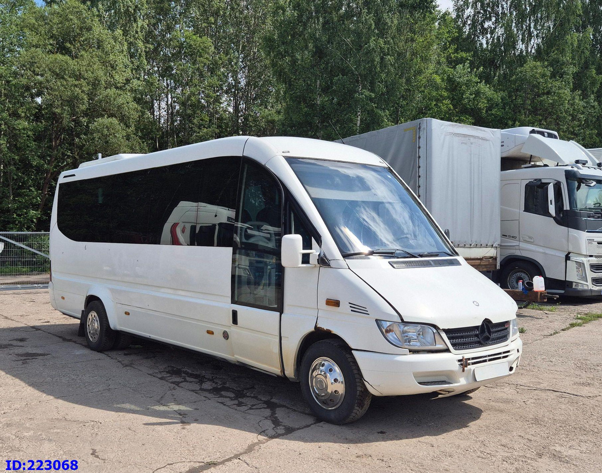 MERCEDES-BENZ Sprinter 616 Sunset 23-Seater - Távolsági busz: 4 kép. MERCEDES-BENZ Sprinter 616 Sunset 23-Seater - Távolsági busz: 4 kép.