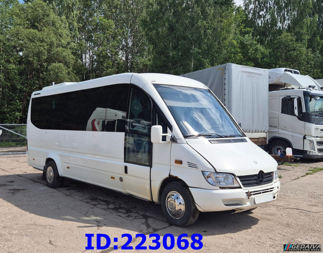 MERCEDES-BENZ Sprinter 616 Sunset 23-Seater - Távolsági busz: 4 kép. MERCEDES-BENZ Sprinter 616 Sunset 23-Seater - Távolsági busz: 4 kép.