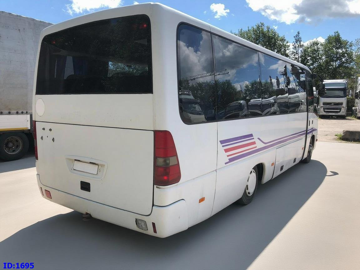 MERCEDES-BENZ Vario Medio 815 30-Seater - Minibusz, Távolsági busz: 5 kép. MERCEDES-BENZ Vario Medio 815 30-Seater - Minibusz, Távolsági busz: 5 kép.